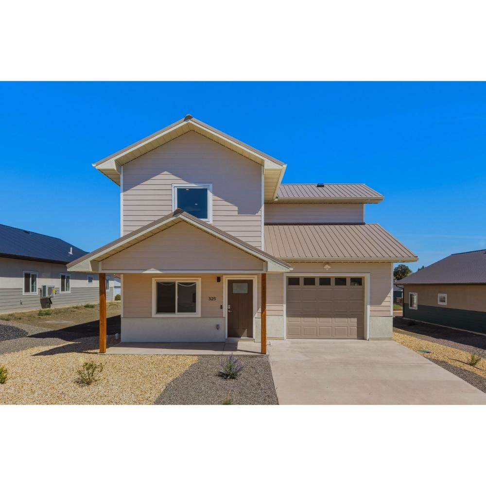 325 Camillus Ave, Trinidad, CO 81082, photo 1 of 20