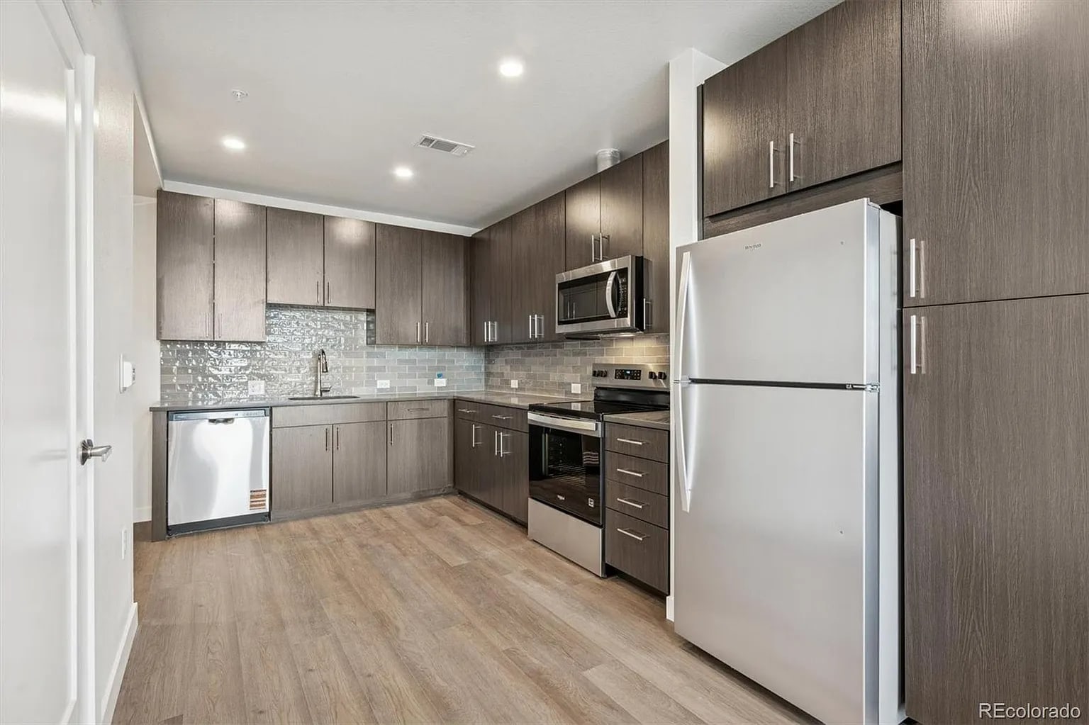 639 29th St, Denver, CO 80205, photo 1 of 20